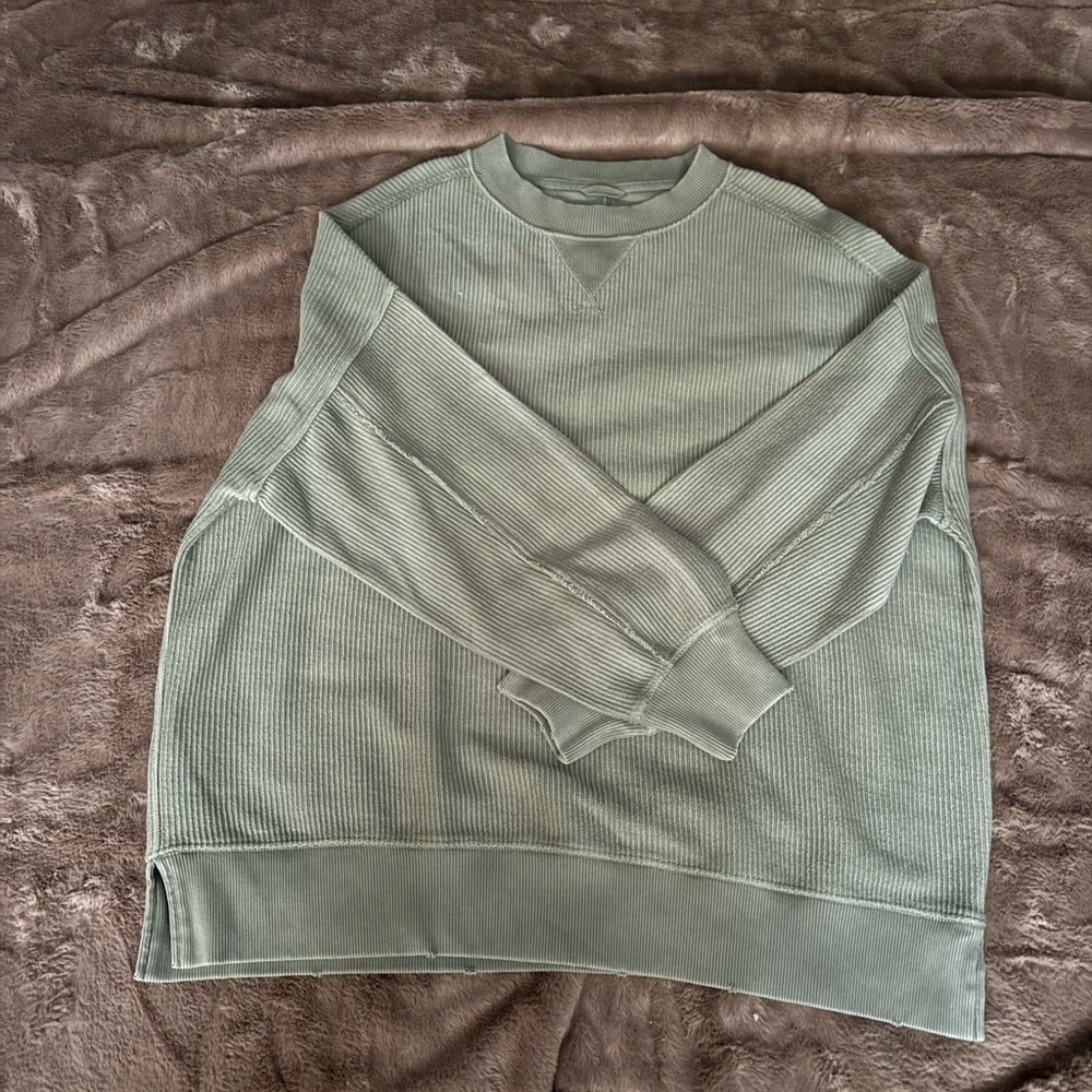 Aerie cozy crewneck